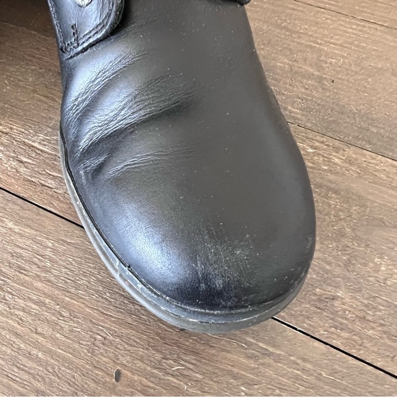 UGG Booties Black Leather Zip Women’s Size 9 - Picture 9 of 15